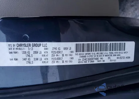 2013 Chrysler Town & Country Touring z USA, uszkodzony, nr VIN 2C4RC1BG9DR774905